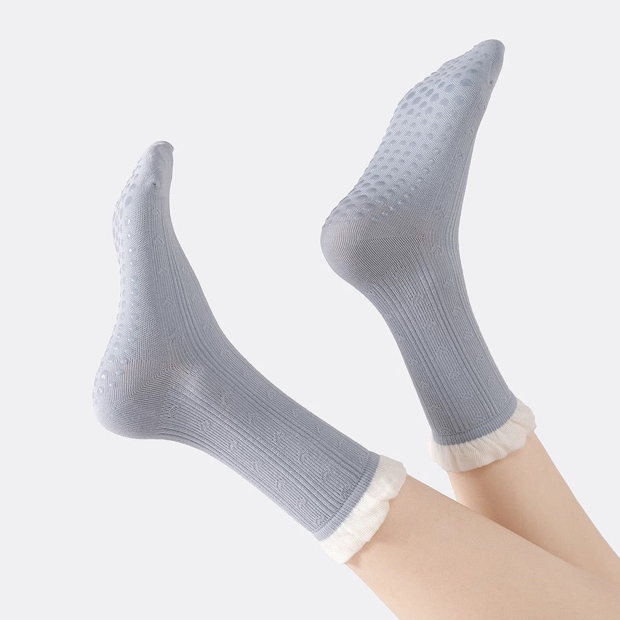 Yoga Non-Slip Ribbed Ruffle Socks