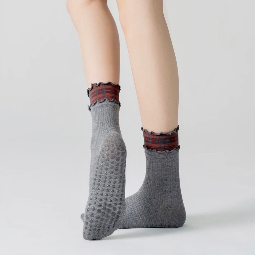 Plaid Ruffle Non-Slip Yoga Sports Socks