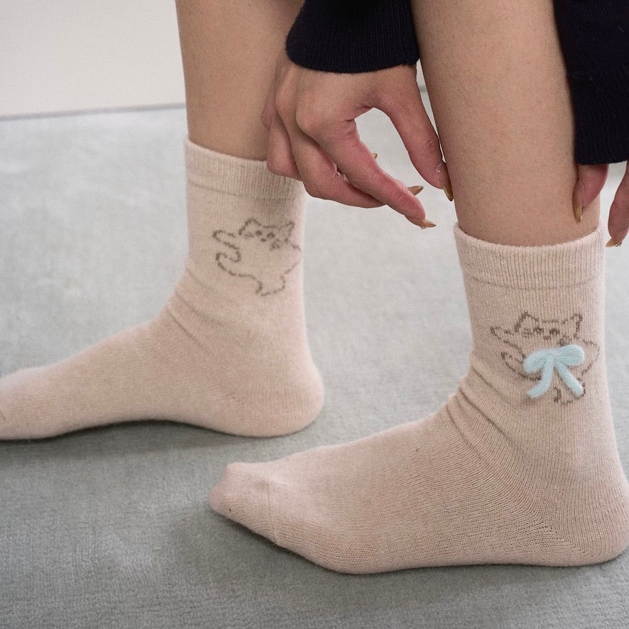 Cat Pattern Crew Socks with Fluffy Bows