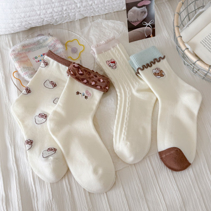 Dreamy Kitty Embroidered Crew Socks