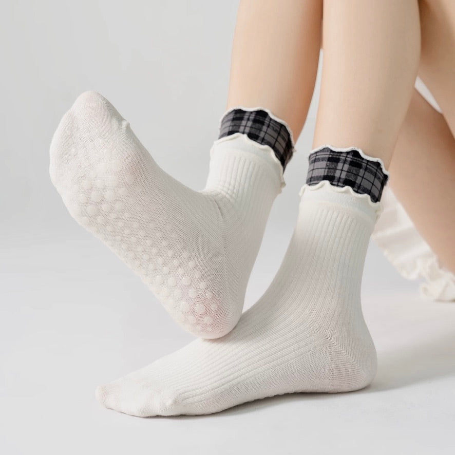 Plaid Ruffle Non-Slip Yoga Sports Socks