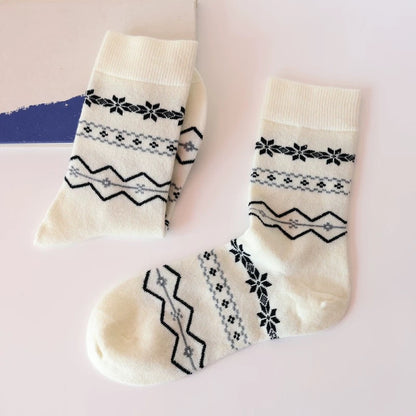 Fair Isle Style Snowflake Knit Socks