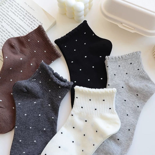 Minimalist Dot Ankle Socks