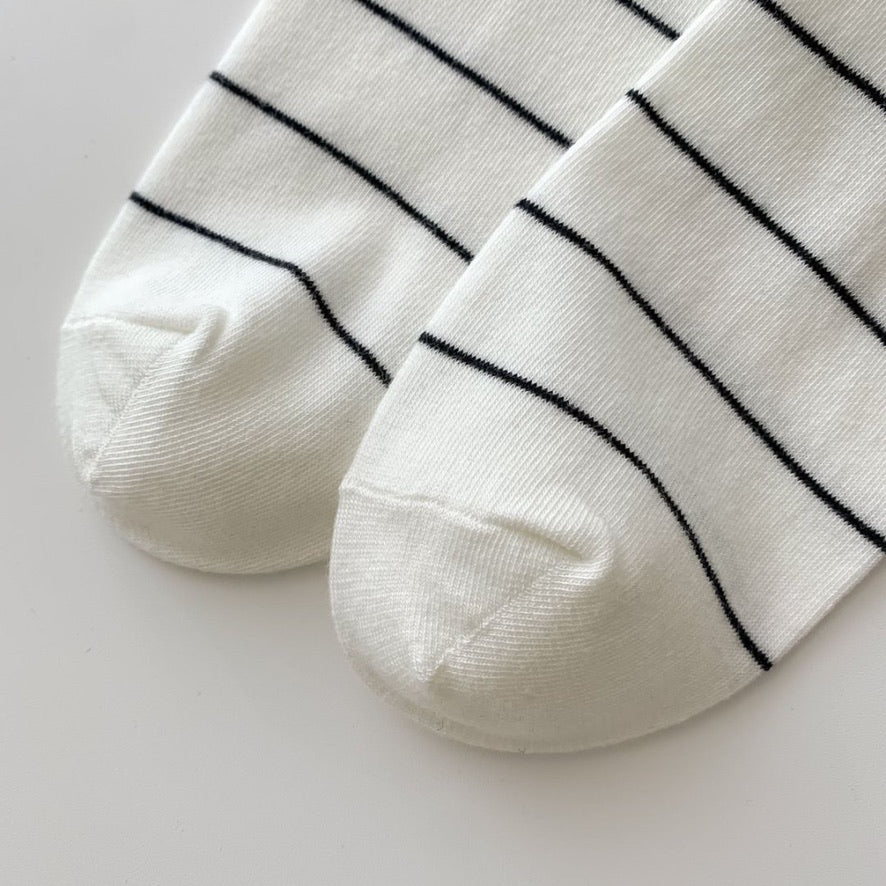 Striped Ankle Socks with Kitten Embroidery