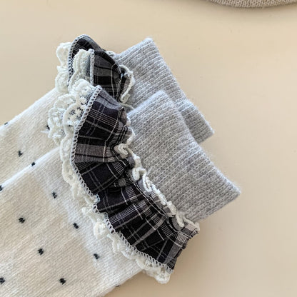 Cozy Dotted Lace Ruffle Socks