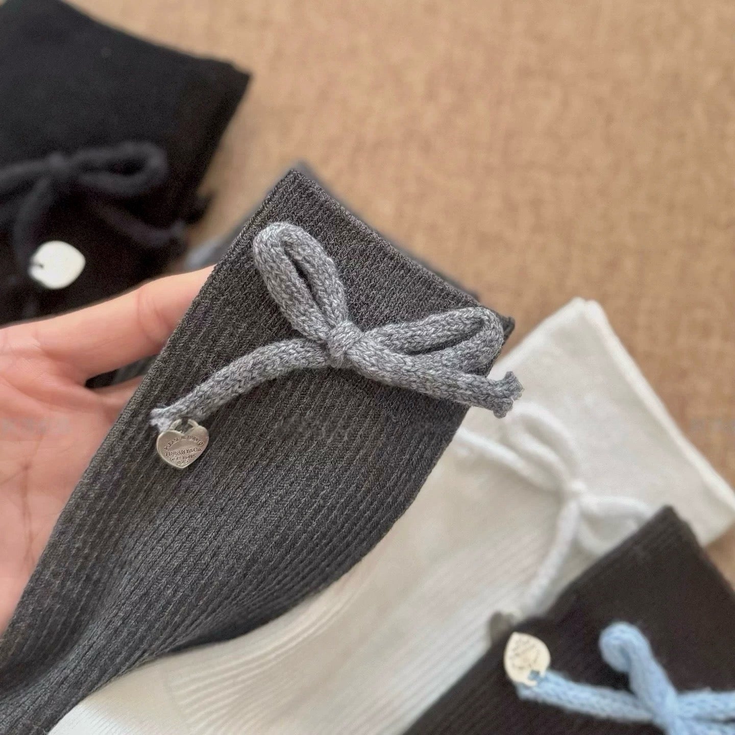 Sweet Bowknot Ribbed Knit Socks