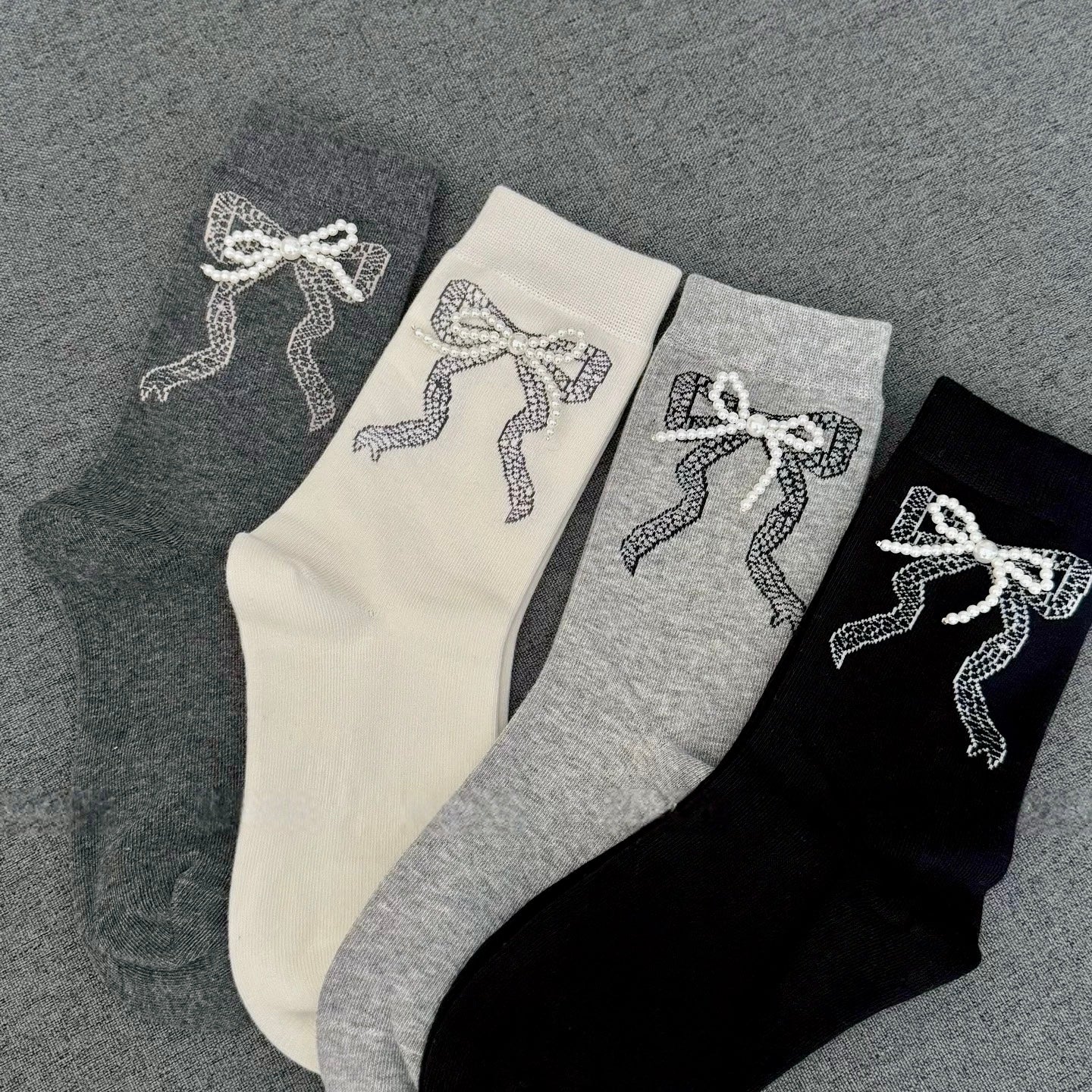 Elegant Bow Print Socks with Pearl Detail
