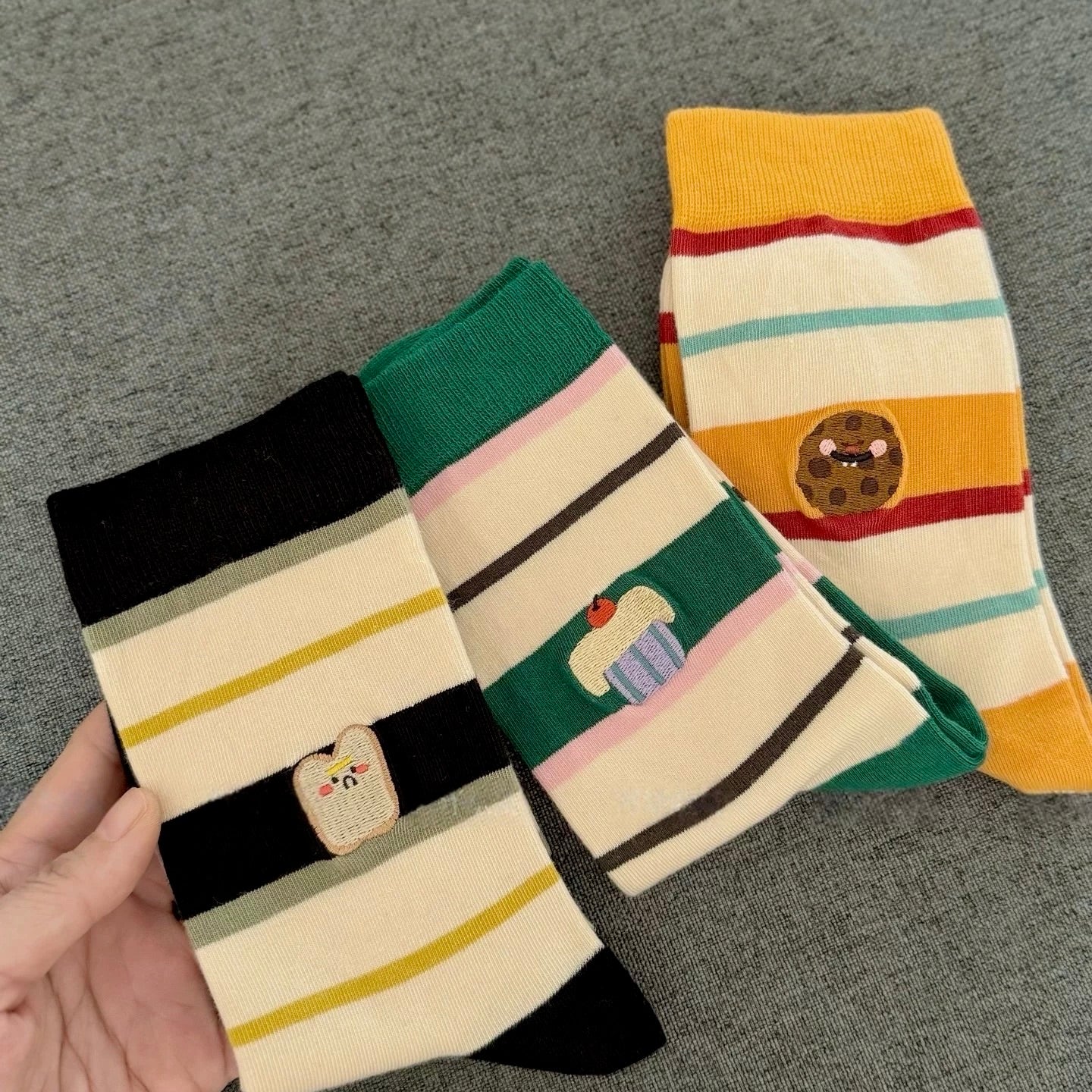 Vibrant Contrast Striped Desert Knit Socks