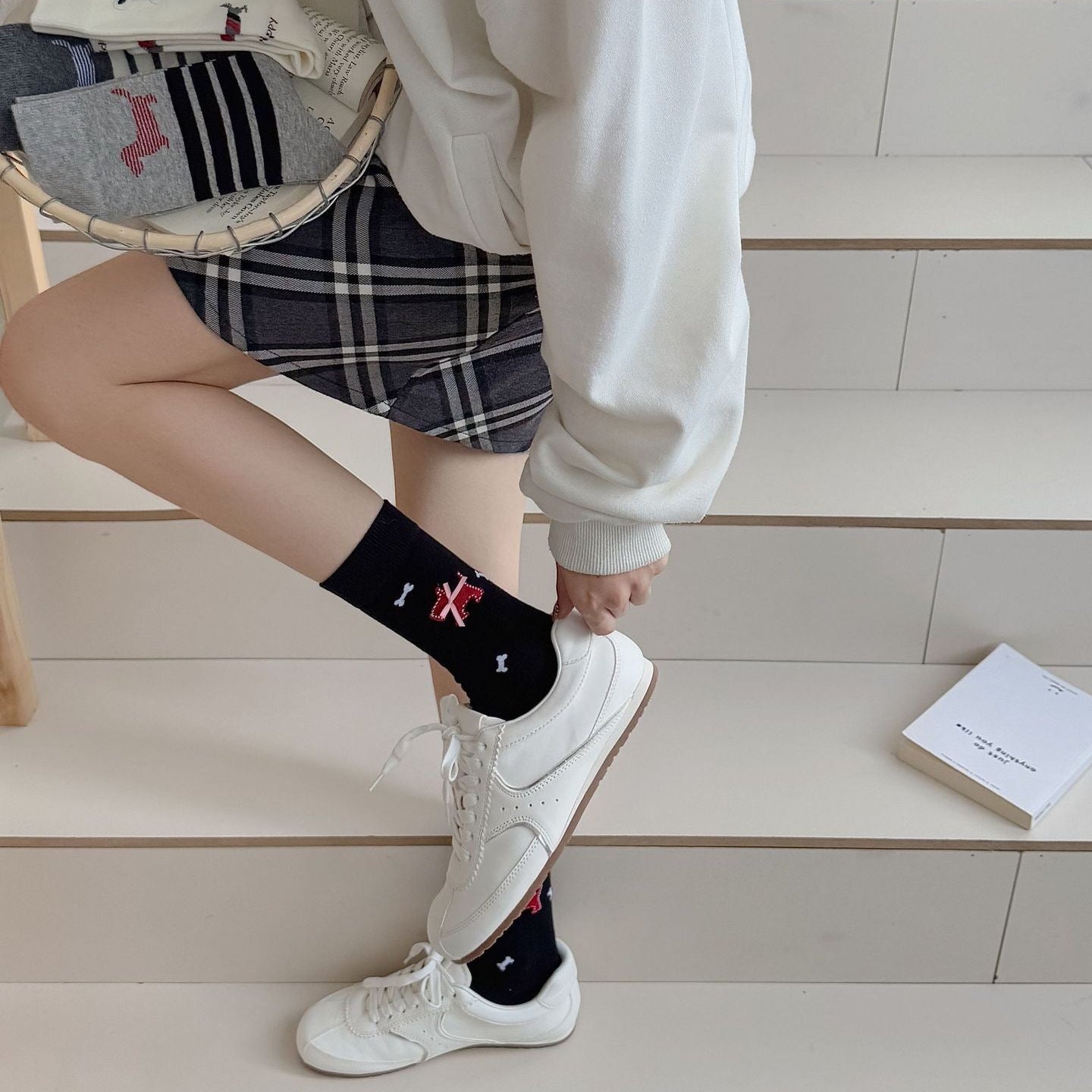 Minimalist Dachshund Puppy Crew Socks