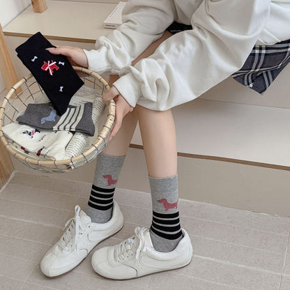 Minimalist Dachshund Puppy Crew Socks