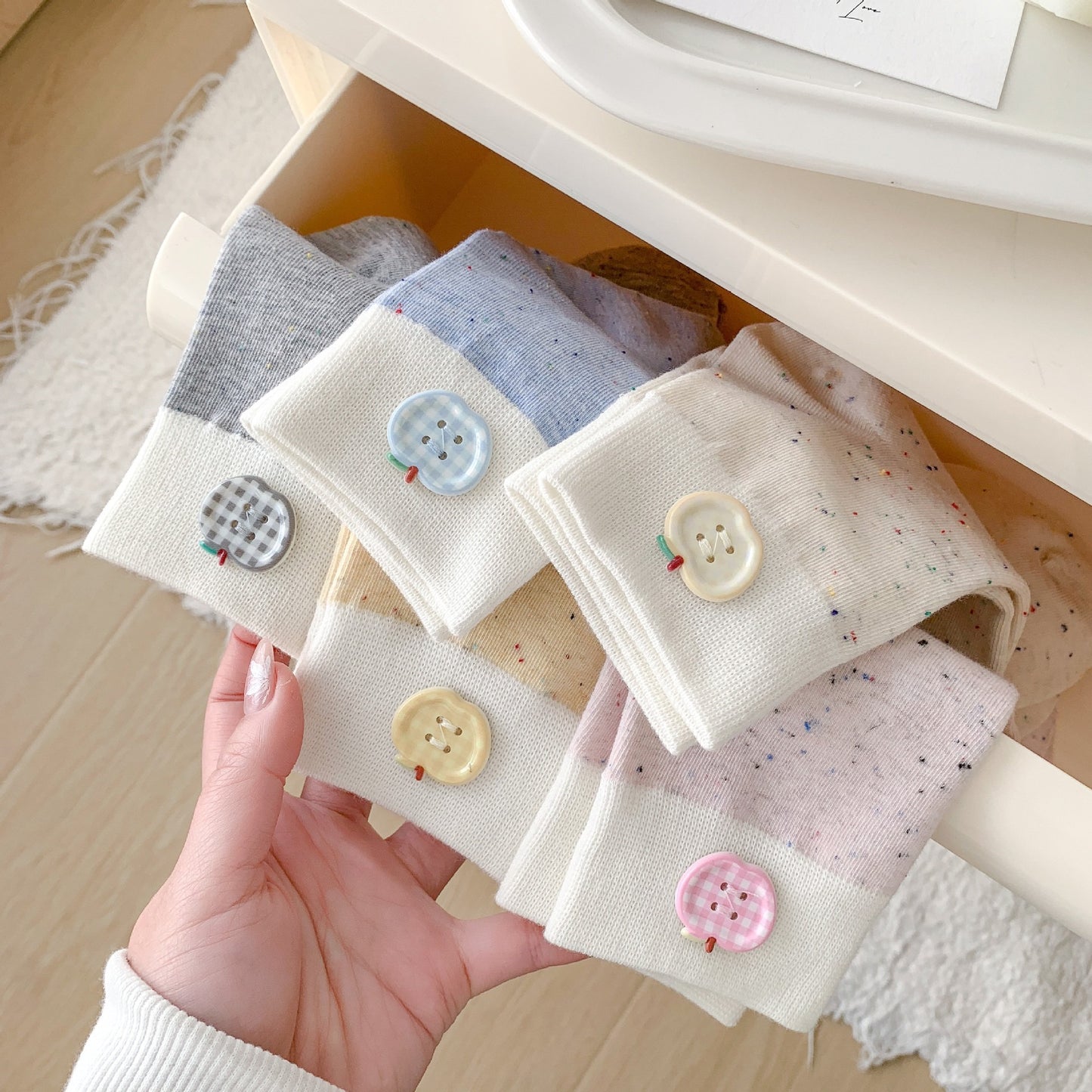 Apple Button Speckled Ankle Socks