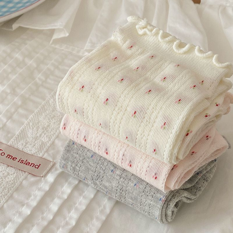 Ditsy Dot Ruffled Summer Ankle Socks