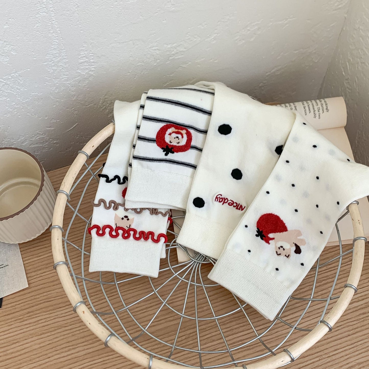 Playful Puppy & Apple Crew Socks