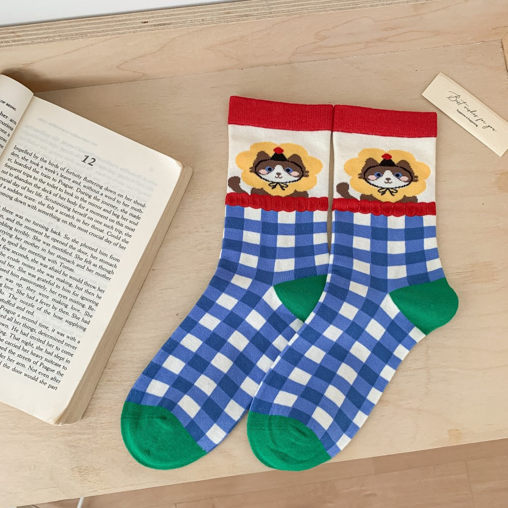 Playful Cartoon Cat Knit Crew Socks
