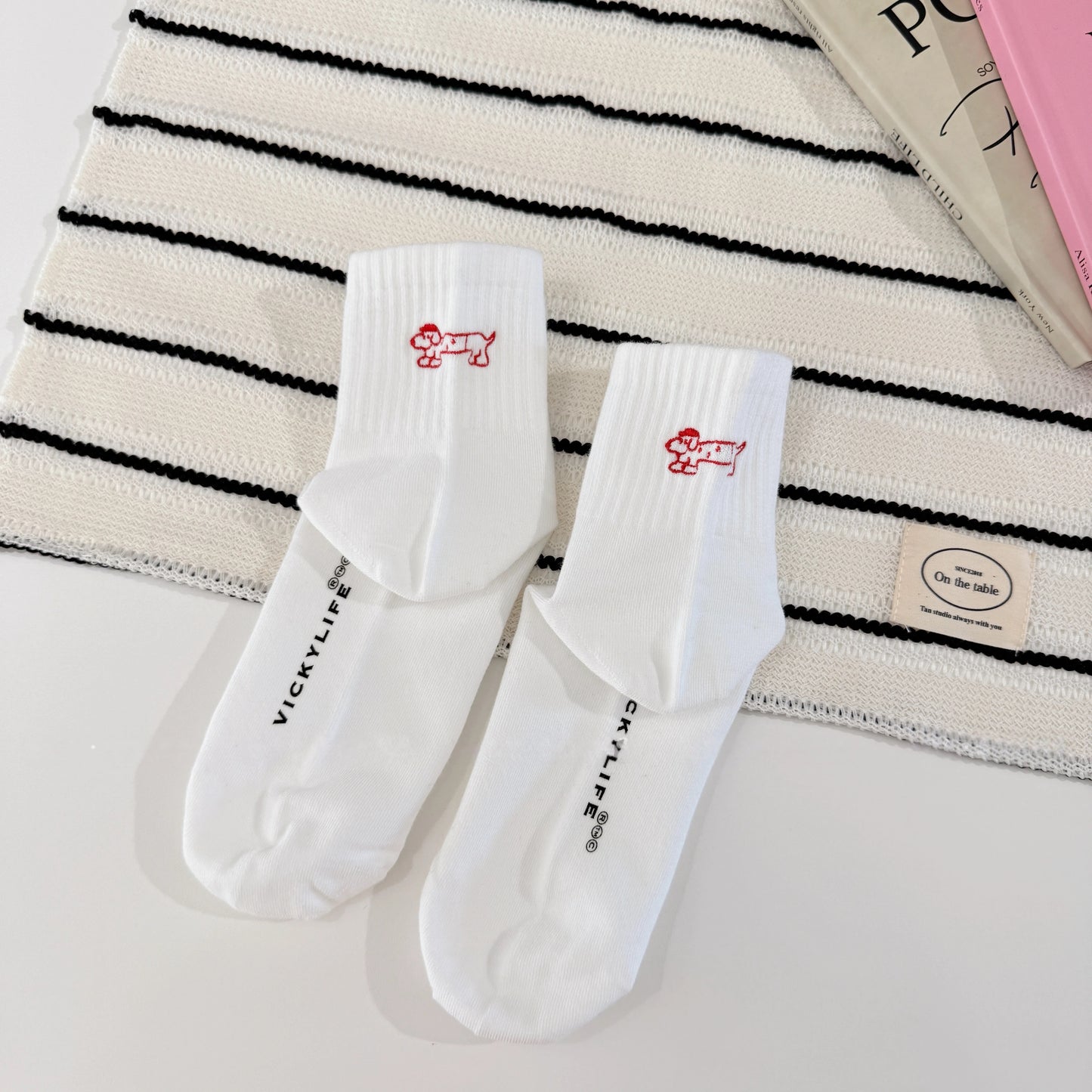Spring Minimalist Puppy Crew Socks