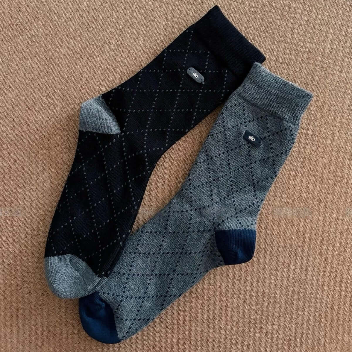 Argyle Pattern Women's Crew Socks - SocksParty