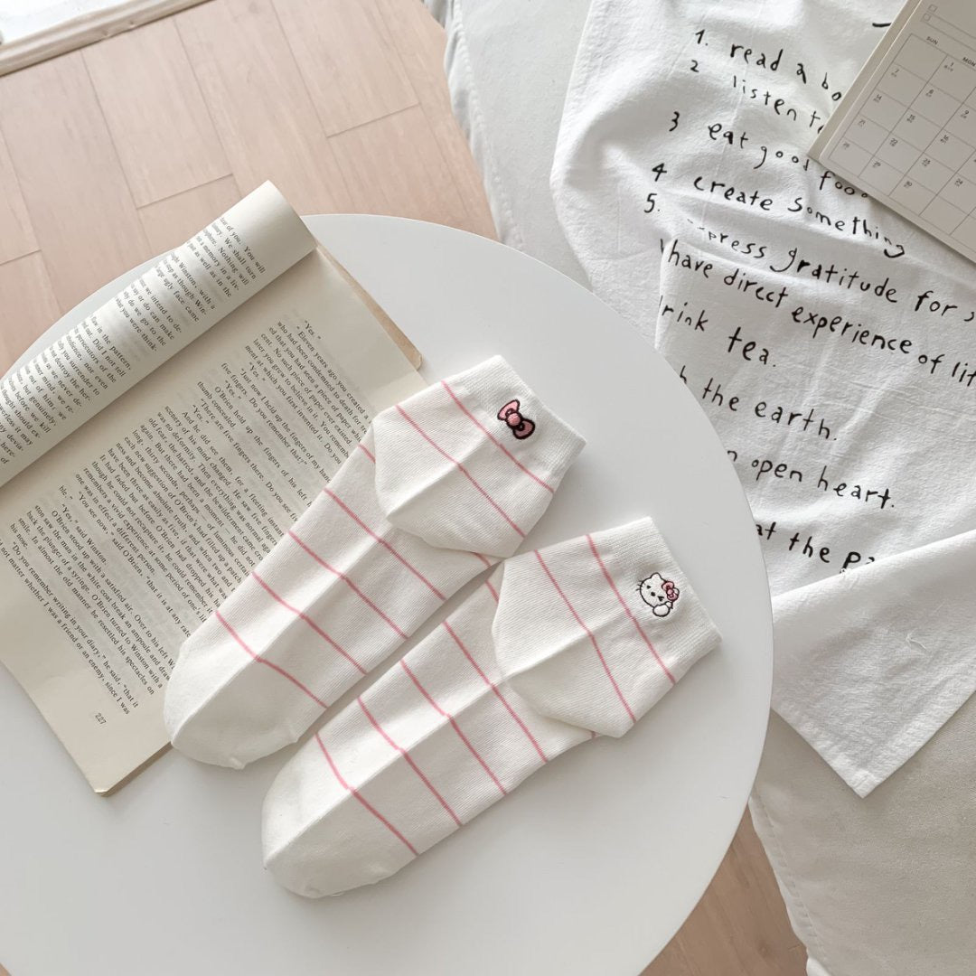 Striped Ankle Socks with Kitten Embroidery